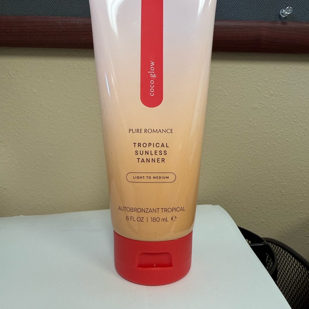 Pure Romance Coco Glow Tropical Sunless Tanner Light to Medium